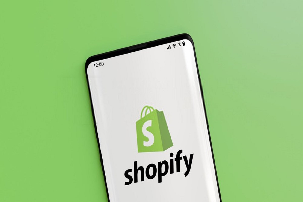 How Shopify Dropshipping Works Complete Guide To Dropshipping How to design a dropshipping store drop shipping website wordpress woocommerce website design agency company